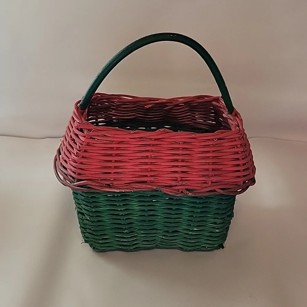 Seasons Greetings Basket